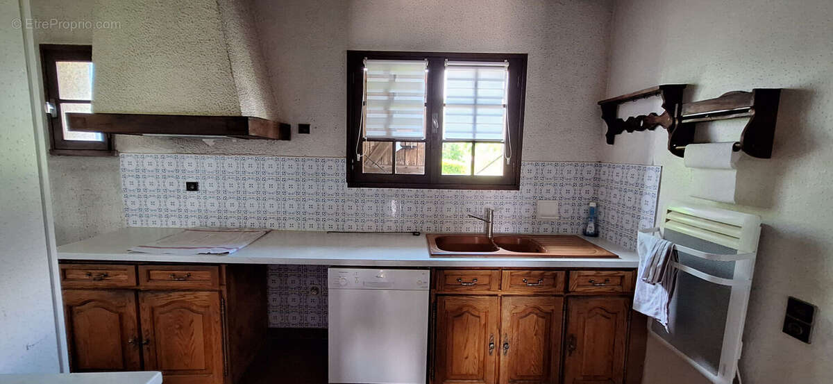 Maison à BRUGUIERES