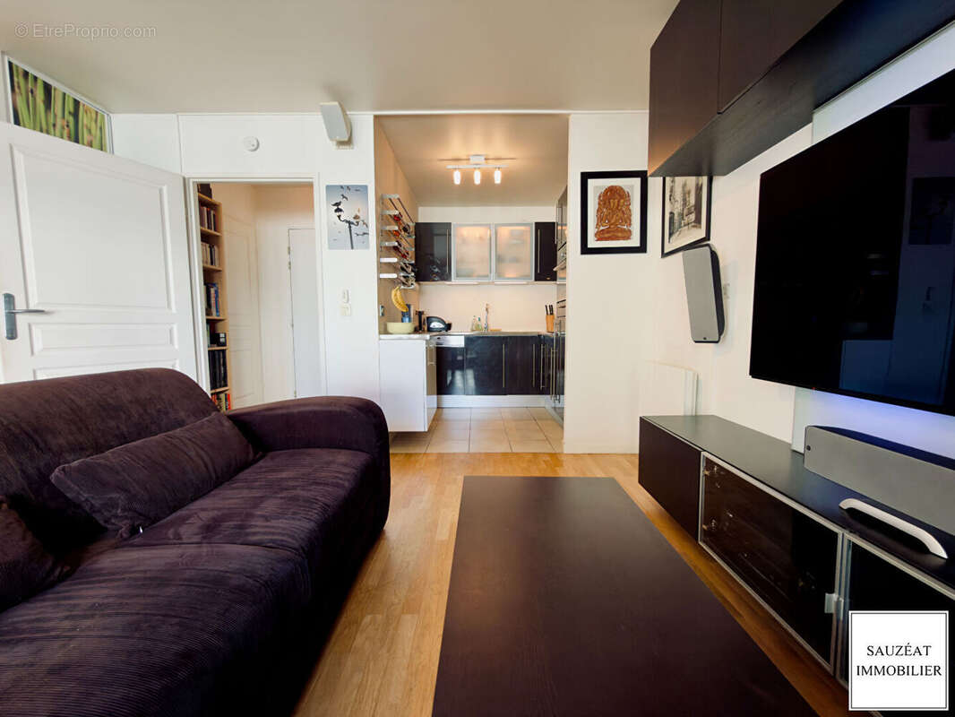 Appartement à ISSY-LES-MOULINEAUX