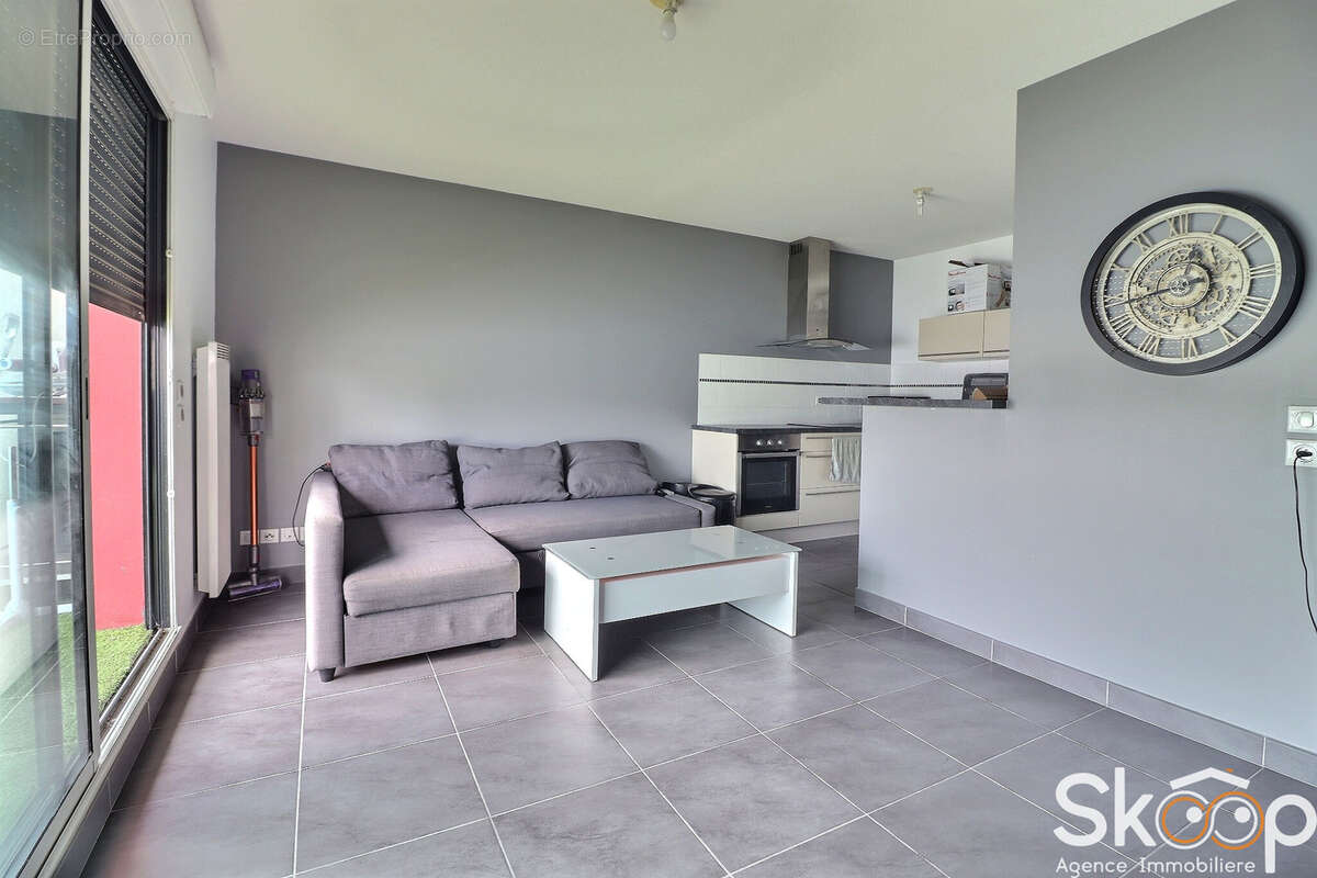 Appartement à LE CRES