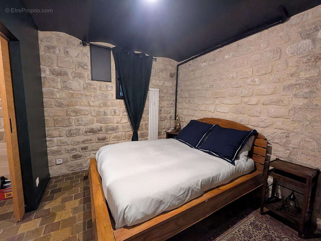 Appartement à PARIS-14E