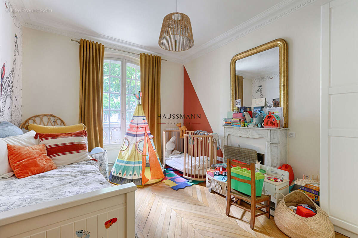 Appartement à PARIS-12E