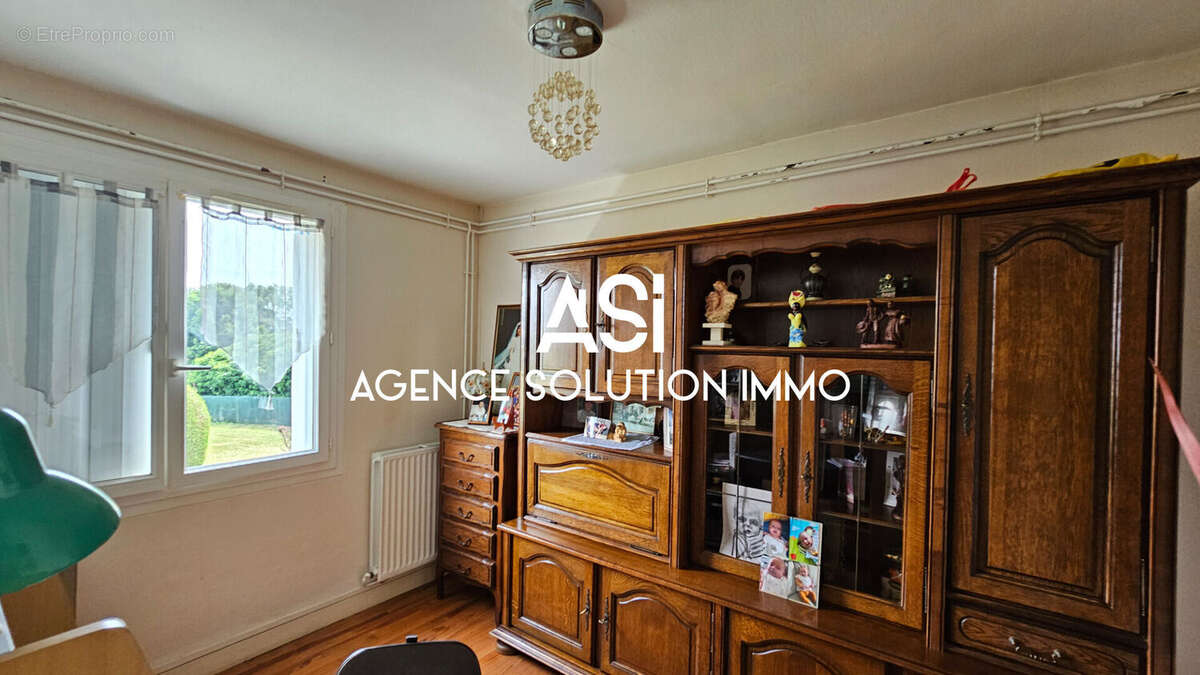 Maison à FRESNAY-SUR-SARTHE