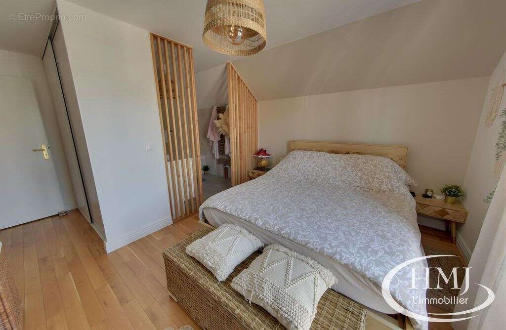 Appartement à LISSES