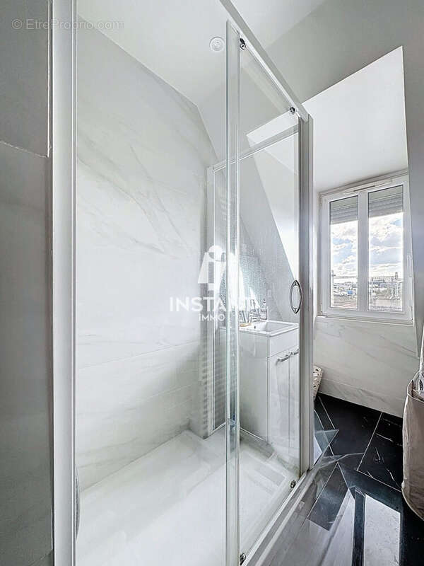 Appartement à VILLENEUVE-LE-ROI