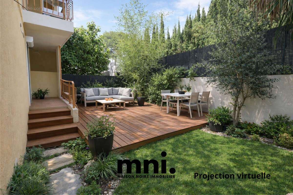 Appartement à SIX-FOURS-LES-PLAGES