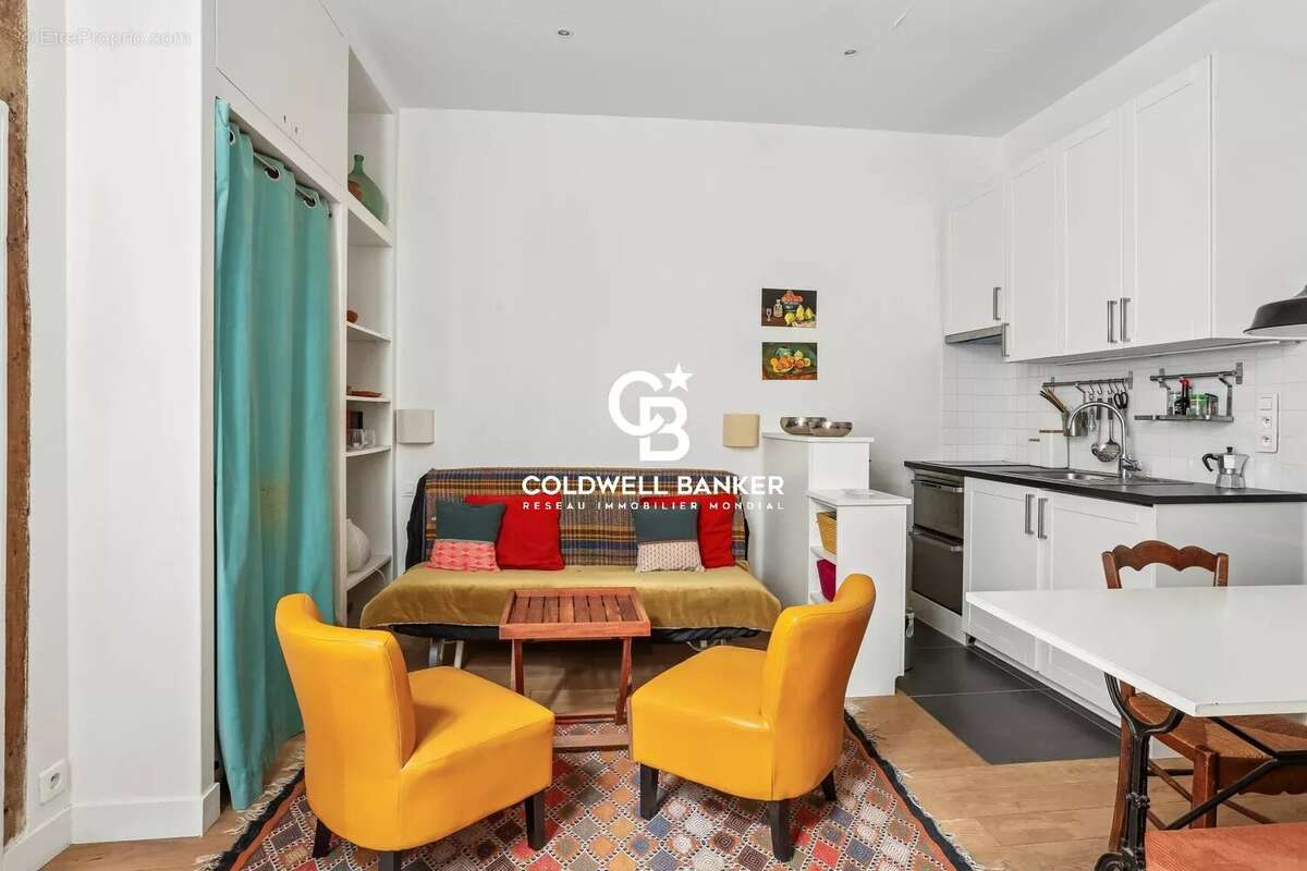 Appartement à PARIS-7E
