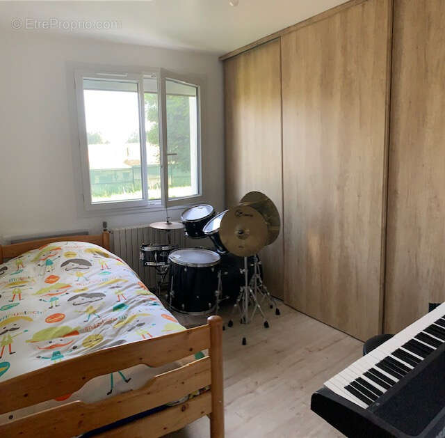 Maison 3ch, sous_sol, combles amenageables - photo 5