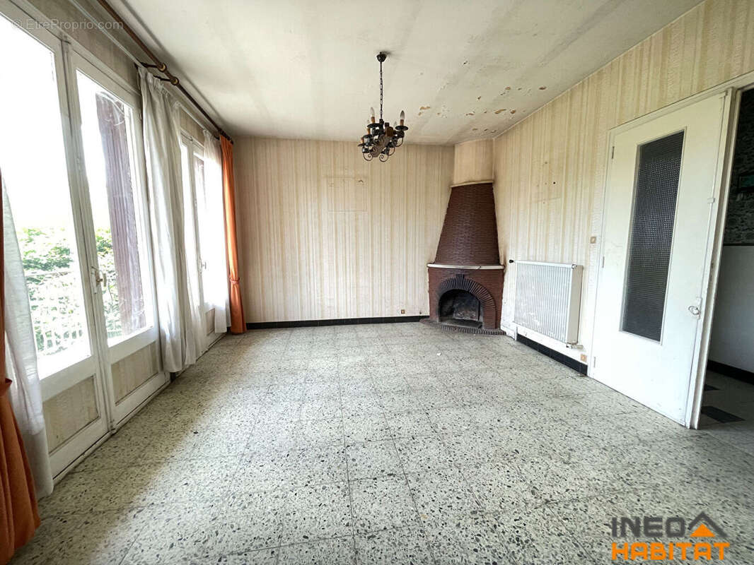 Maison à LA MEZIERE