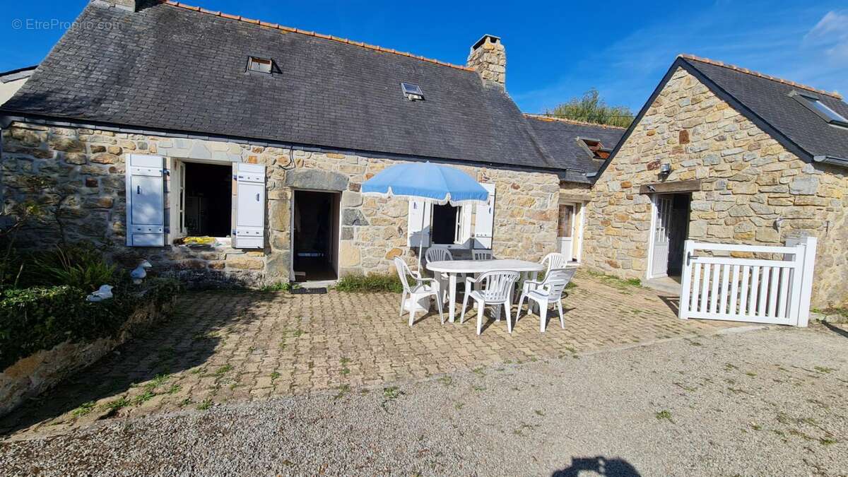 Maison à CAMARET-SUR-MER
