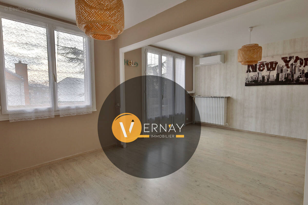 Appartement à VENISSIEUX