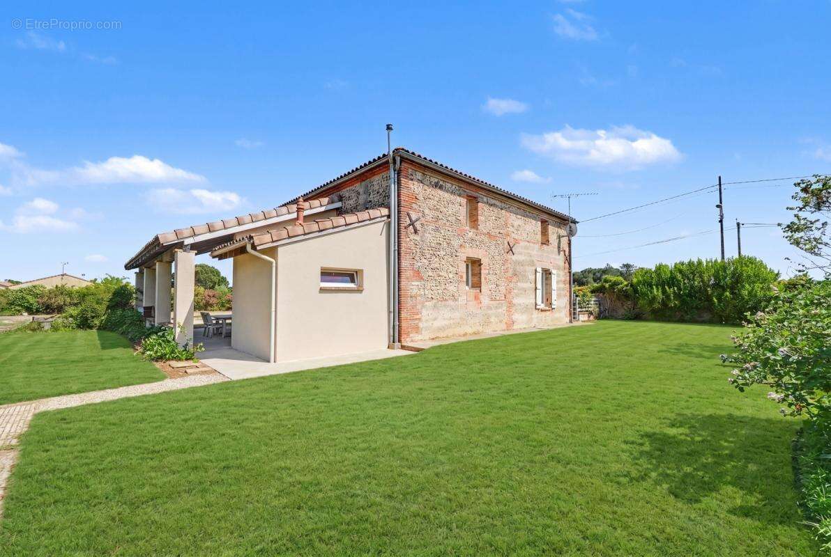 Maison à BESSENS
