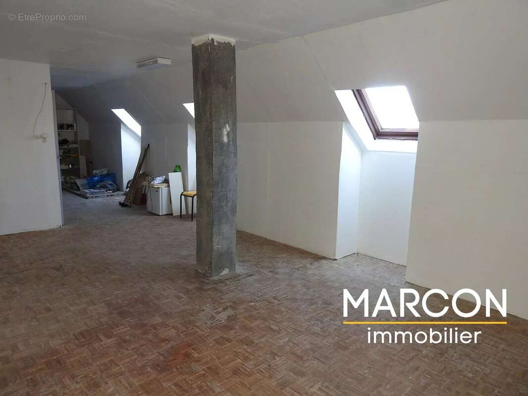 Maison à GENTIOUX-PIGEROLLES