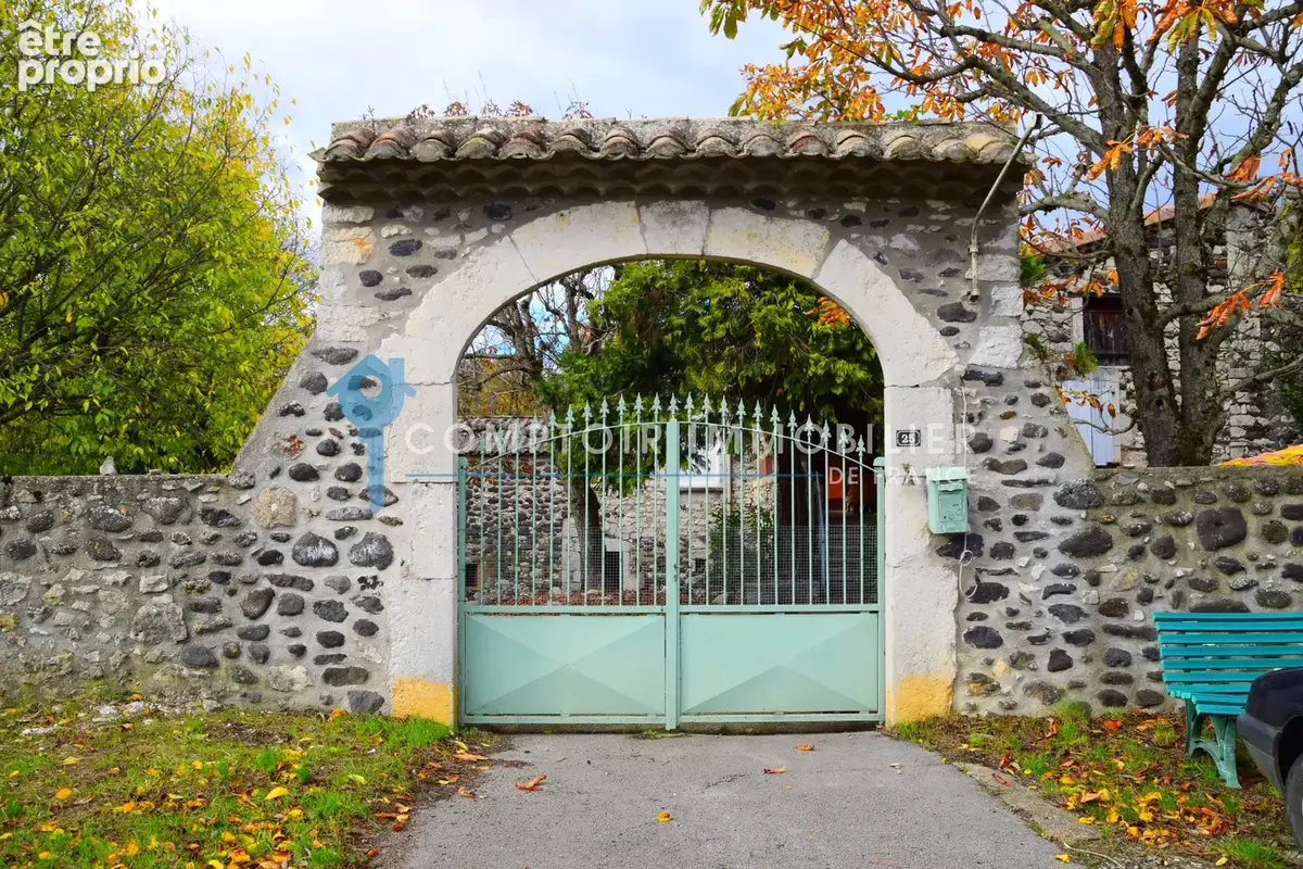 Photo Maison à Lavilledieu au prix de 272 000€