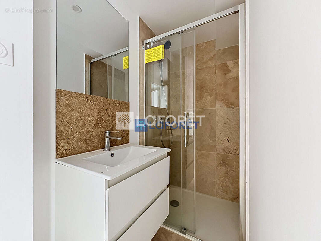 Appartement à SURESNES