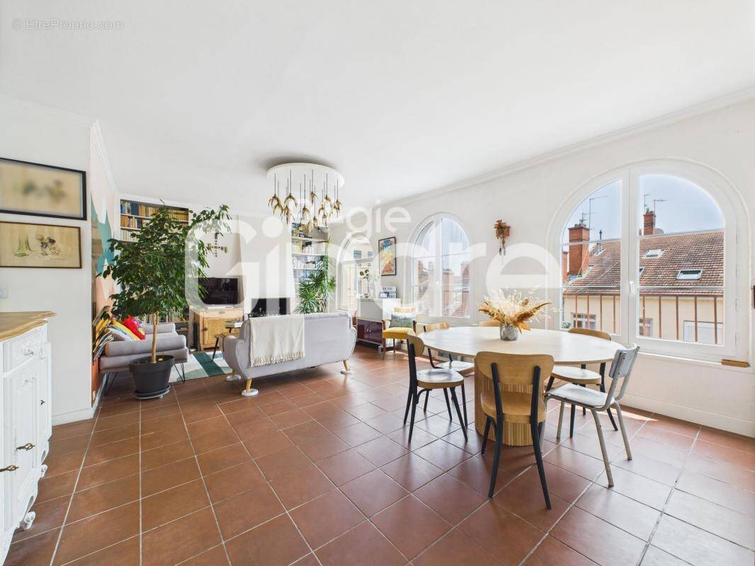 Appartement à LYON-1E