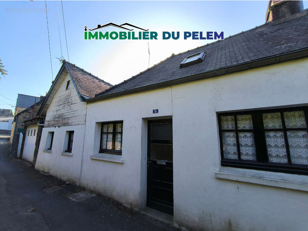 Maison à CALLAC