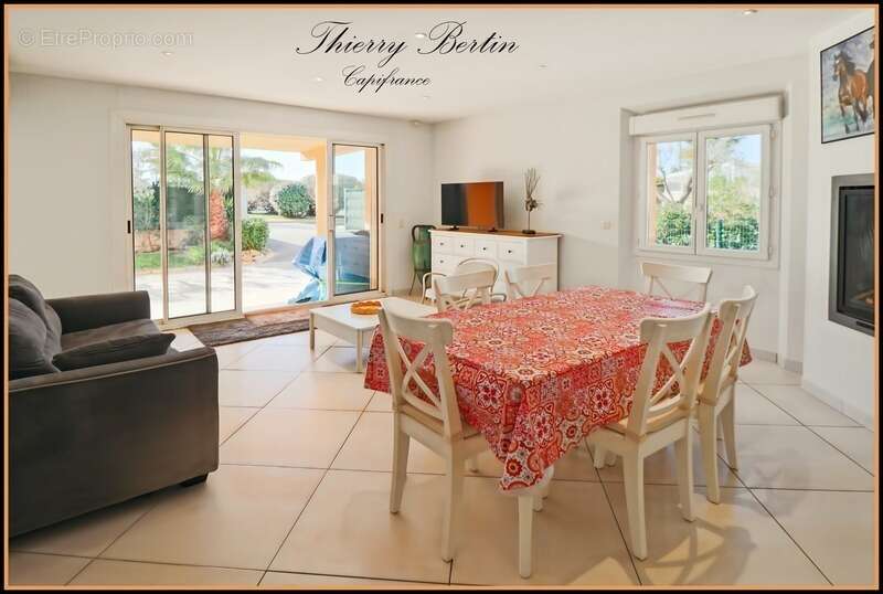 Appartement à FREJUS