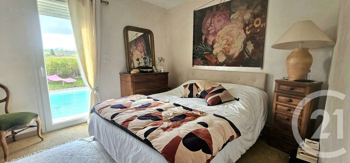 Maison à SALLES-SUR-L'HERS