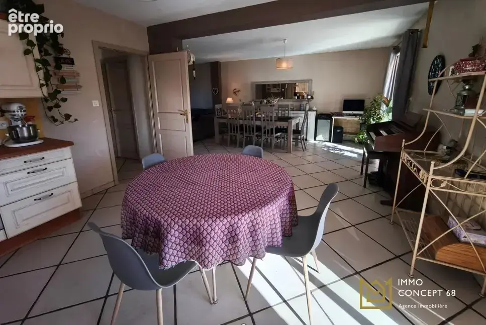 Maison - 141 m² - 4 chambres - Terrasse - photo 3