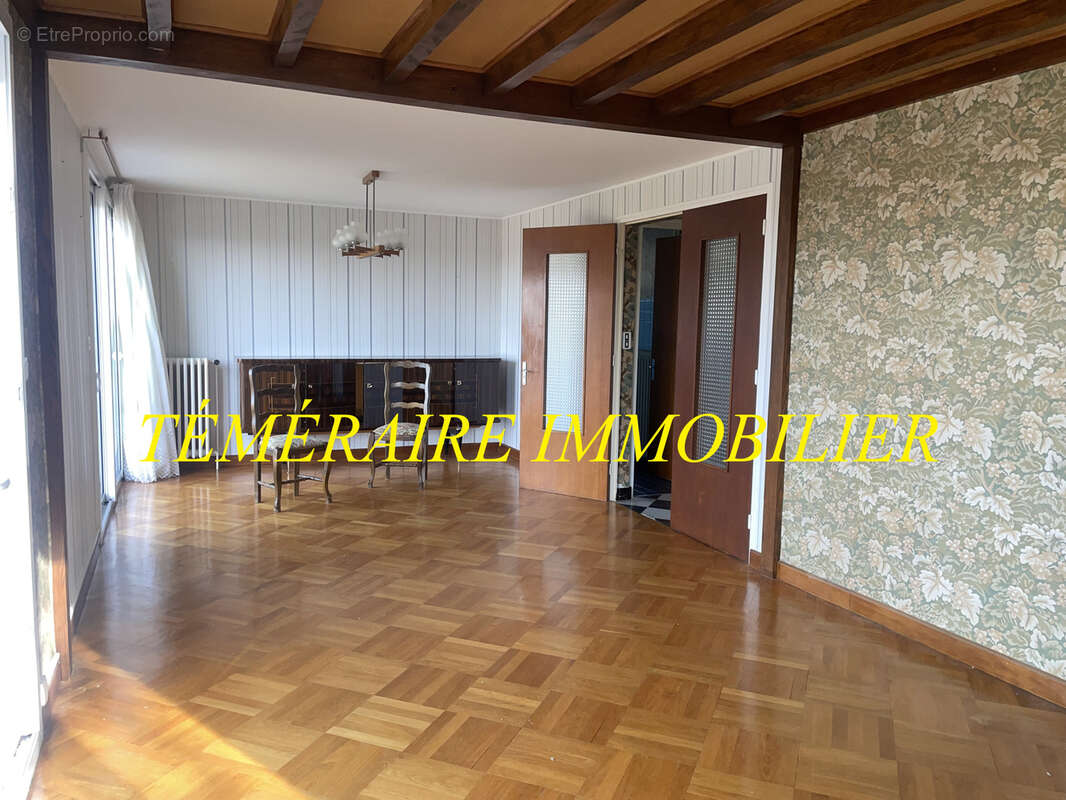 Maison à CHAMPAGNOLE