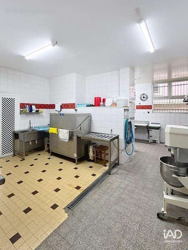 Photo 6 - Commerce à BELLEGARDE-SUR-VALSERINE