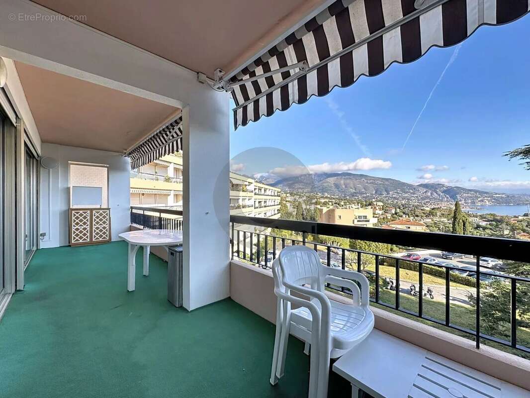 Appartement à ROQUEBRUNE-CAP-MARTIN