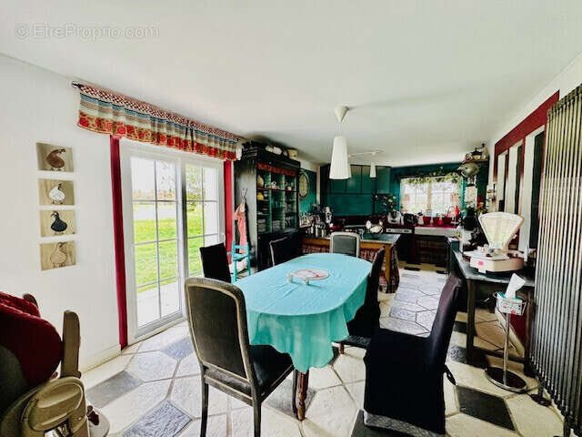 Maison à MONTBARTIER