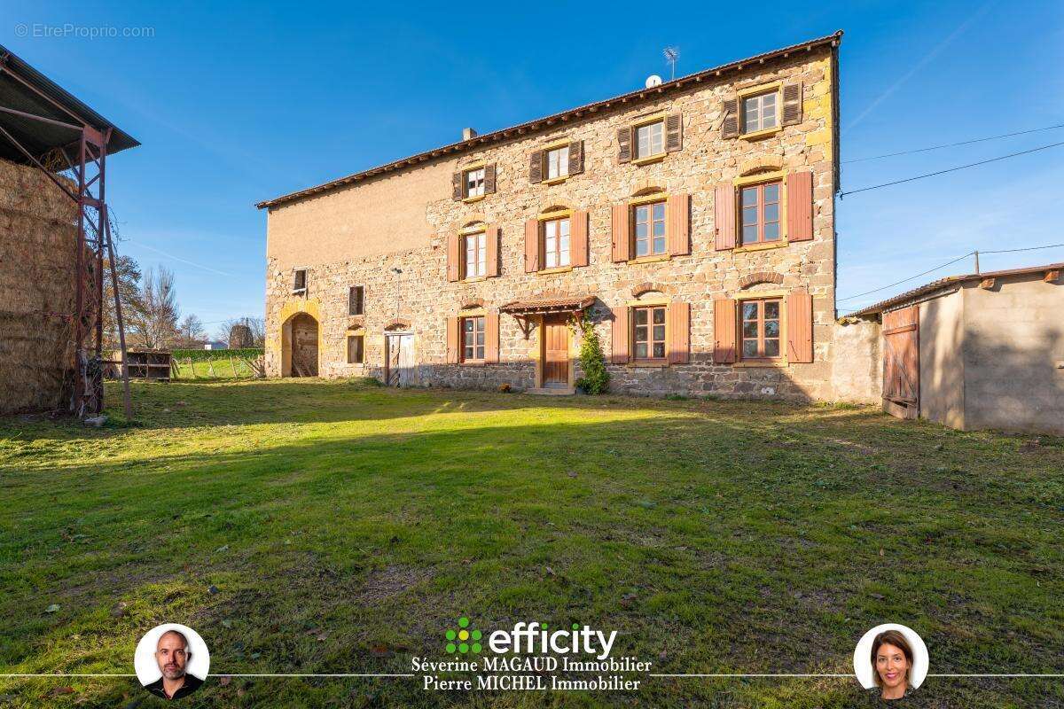 Maison à PONTCHARRA-SUR-TURDINE