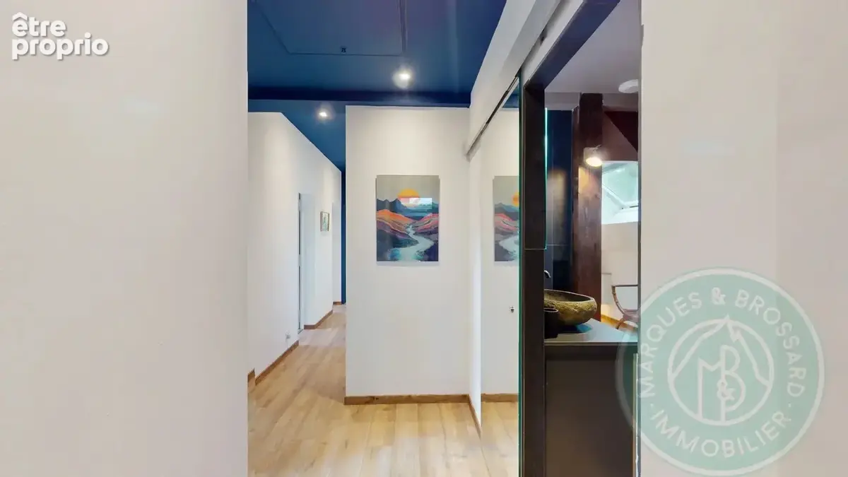 Maison rénovée 5 chambres avec Piscine et terrain - photo 10