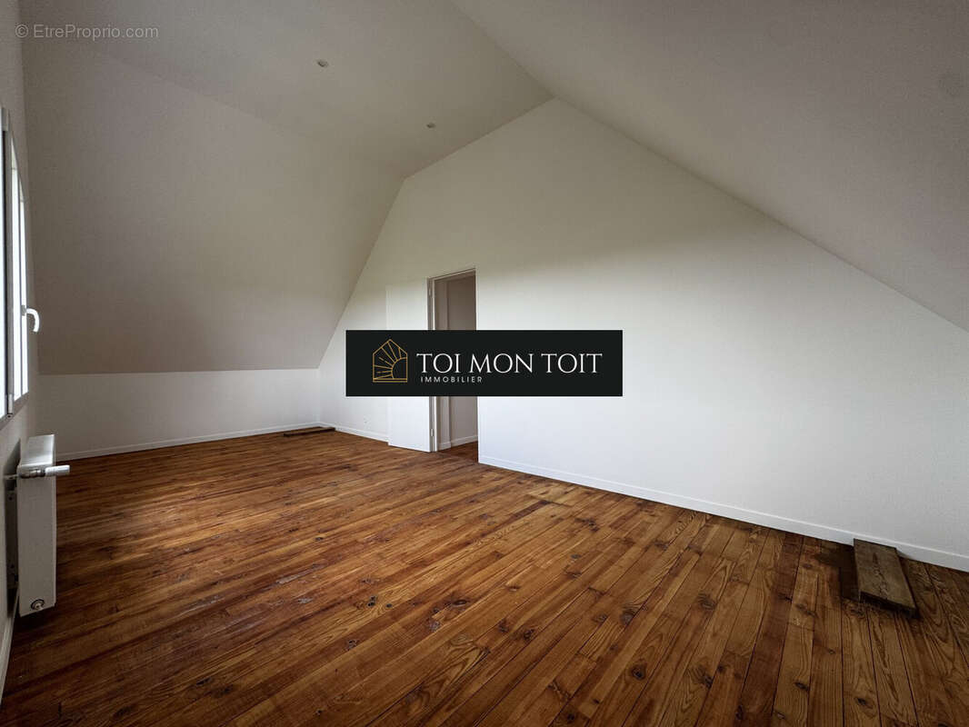 Maison 140 m² à Plailly  - photo 9