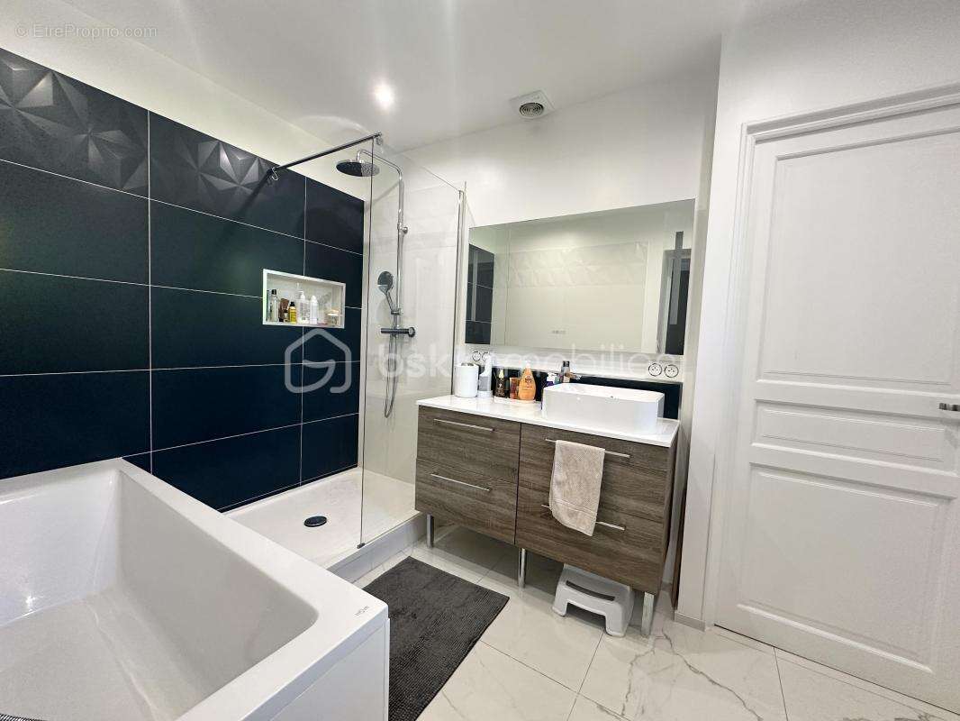 Maison à MOISSY-CRAMAYEL