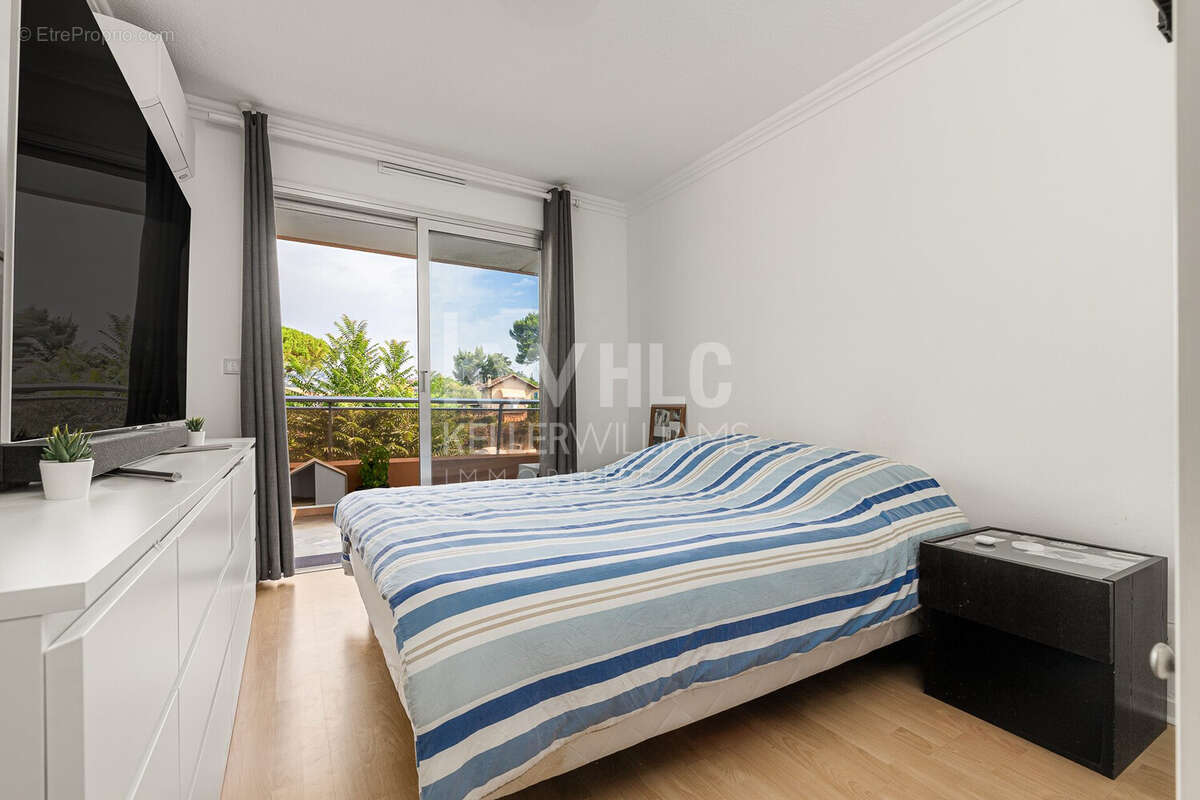 Appartement 85 m² à Le Cannet  - photo 7