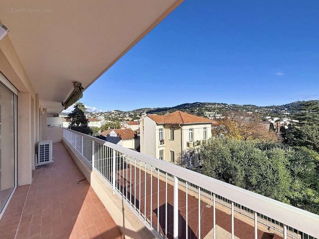 Appartement à CANNES