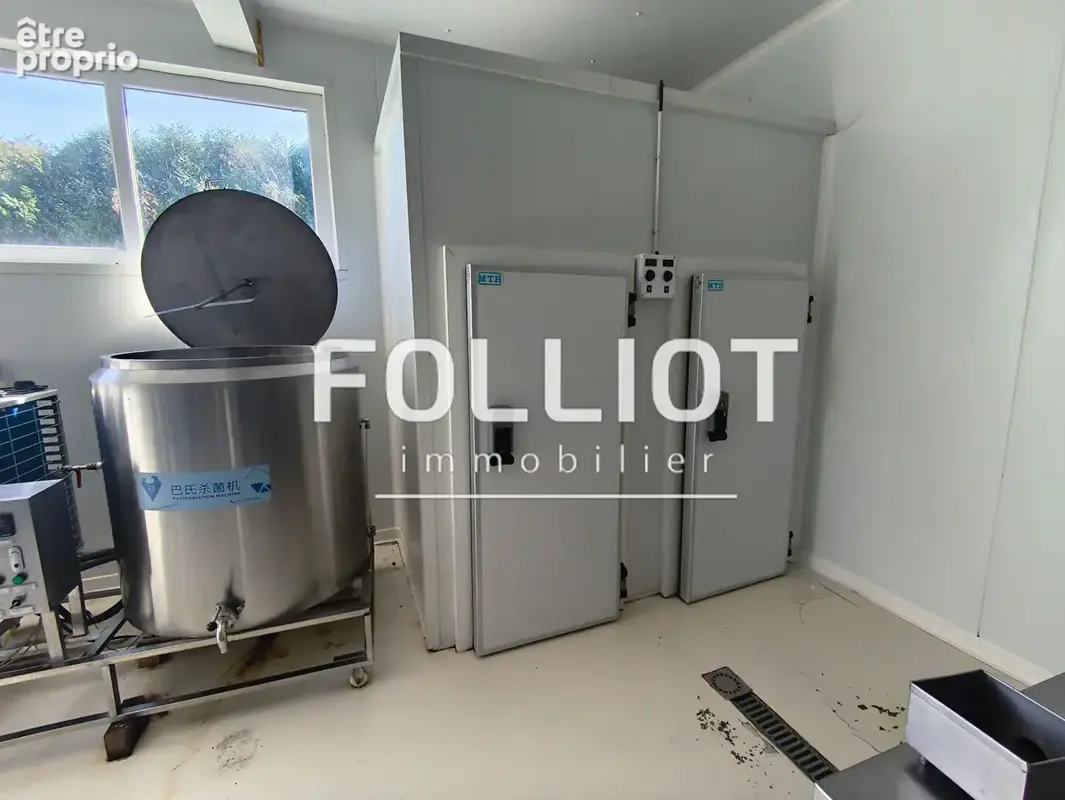 A VENDRE-Local commercial Gavray Sur Sienne 250 m2 - photo 8