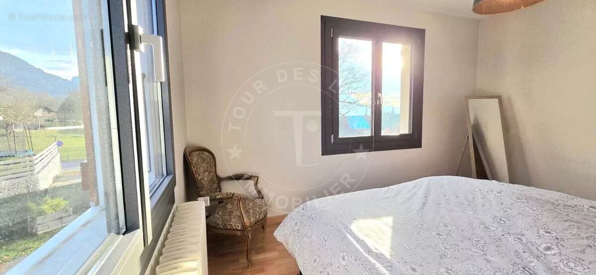 Maison à NAVES-PARMELAN