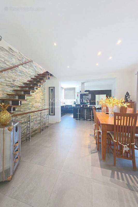 Maison à DRAGUIGNAN