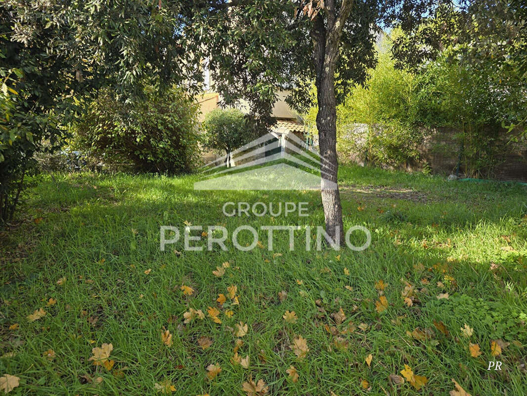 Appartement à CADOLIVE