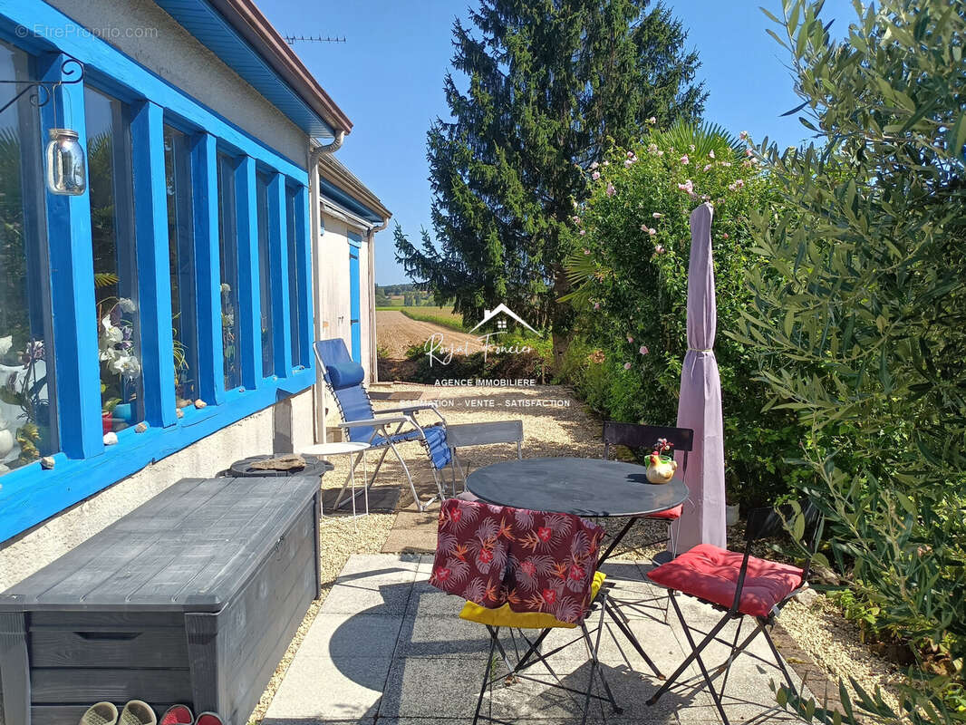 Maison à CHATELLERAULT