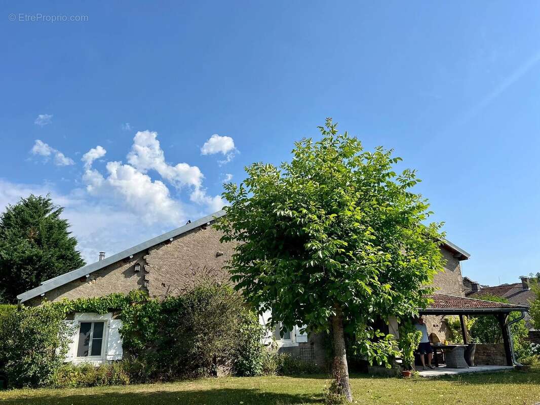 Maison à COIFFY-LE-HAUT