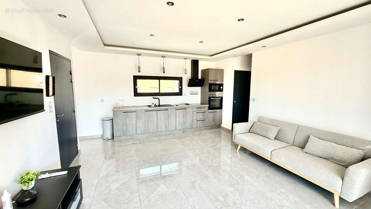 Appartement à SORGUES