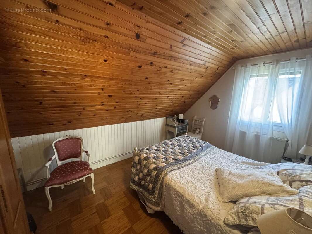 Maison à DOMART-SUR-LA-LUCE