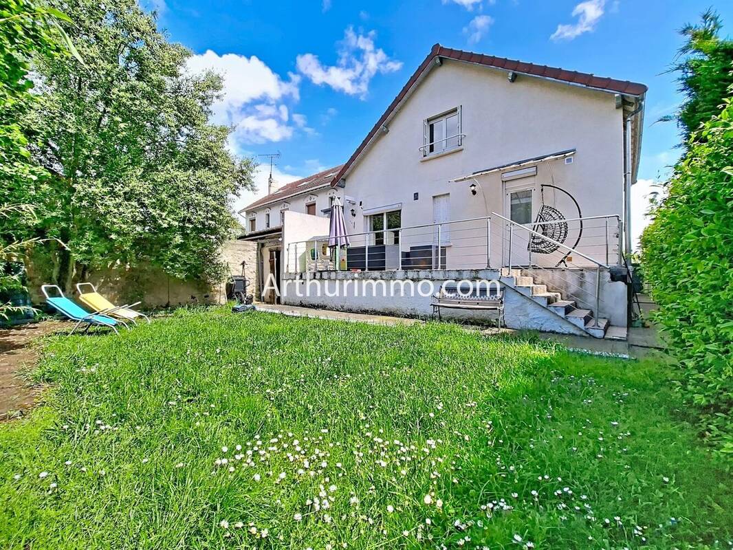 Maison à LIMEIL-BREVANNES