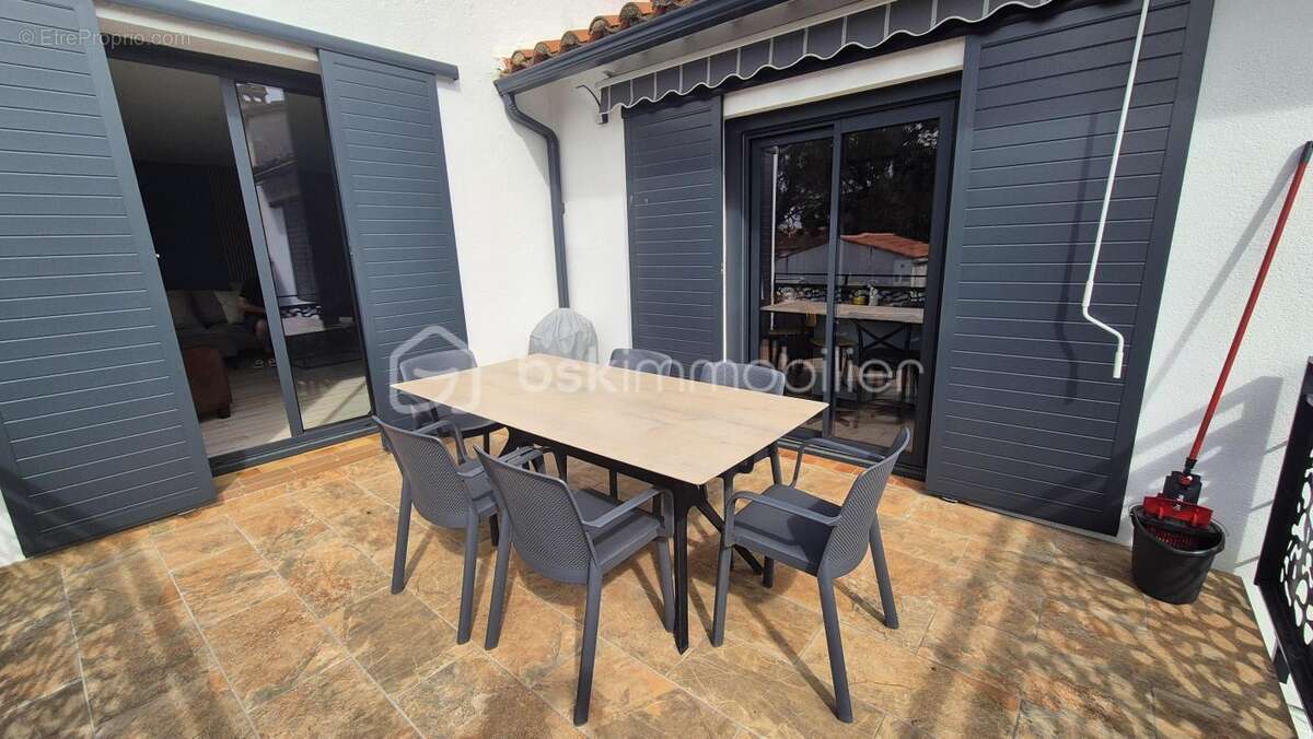 Maison à SAINT-CYPRIEN