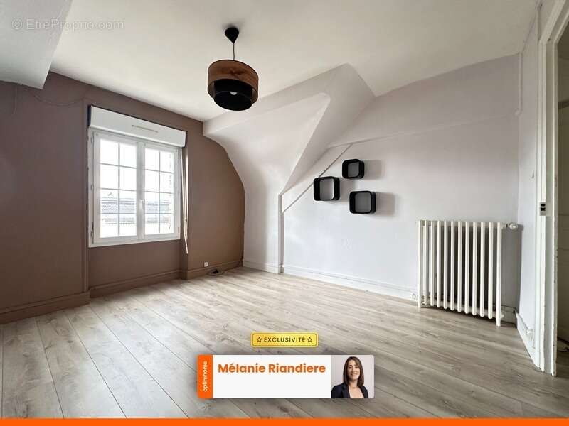 Maison à SABLE-SUR-SARTHE