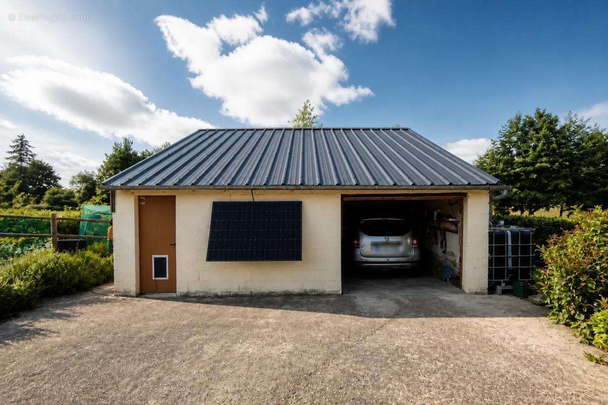 Maison de 7 pièces de 110 m² à Juvigny-Val-d'Andaine - photo 2