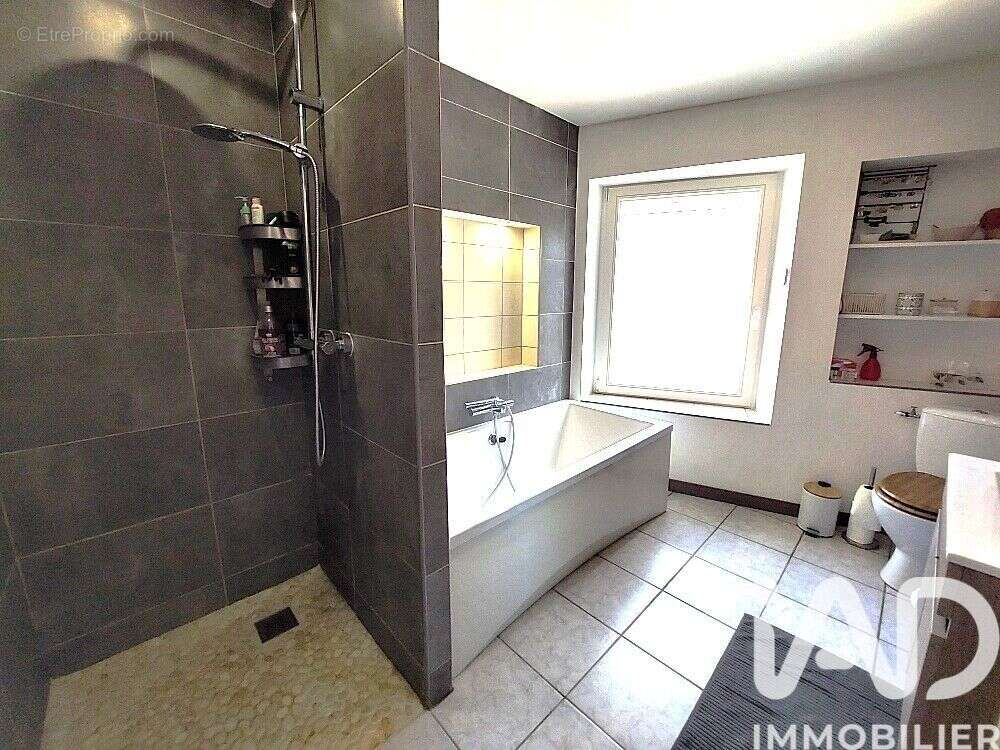 Maison 65 m² à Baslieux  - photo 8