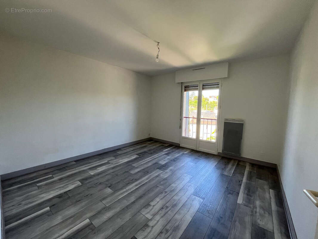 Appartement à ARGENTON-SUR-CREUSE