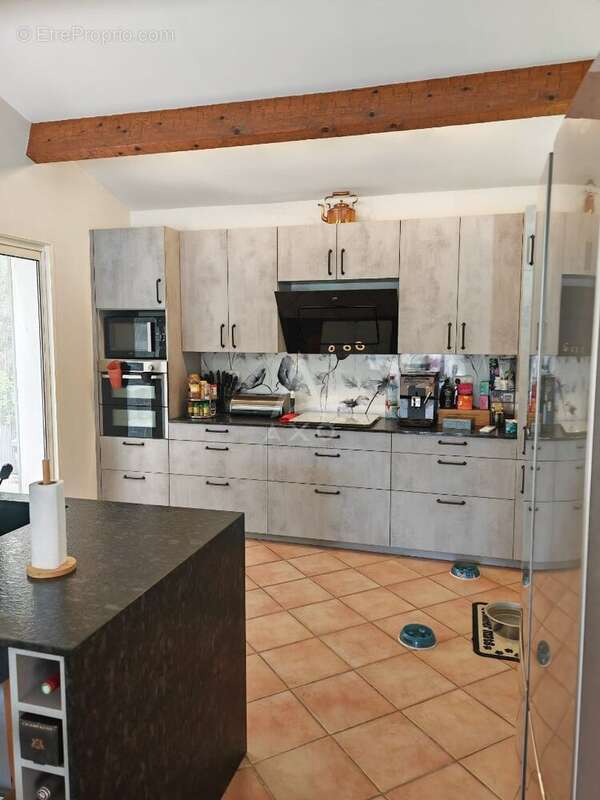 Villa, 3 chambres, terrain 2530m² avec piscine - photo 5