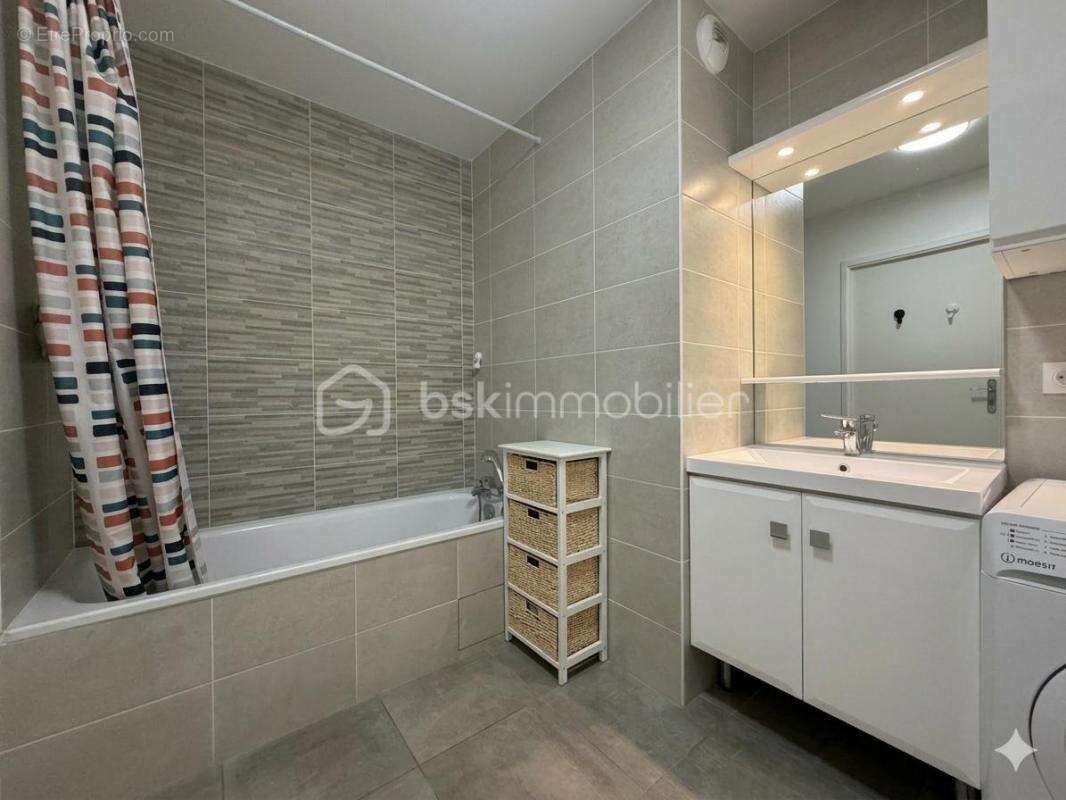 Appartement à PONTAULT-COMBAULT