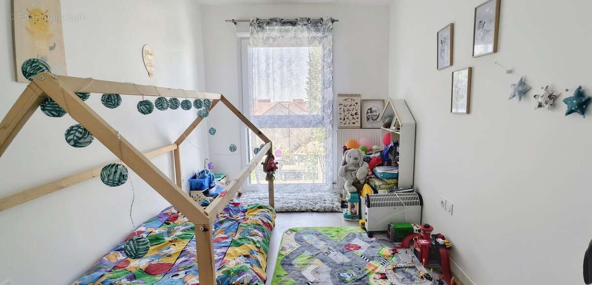 Appartement à LOGNES